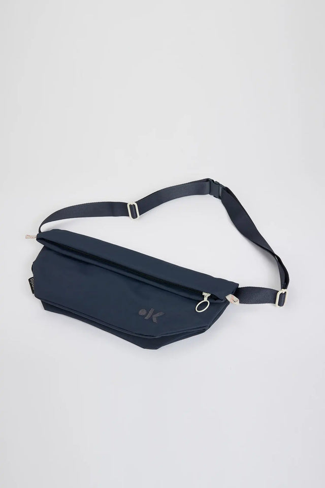 TAAVI - SLING BAG- BLUEISH BLACK