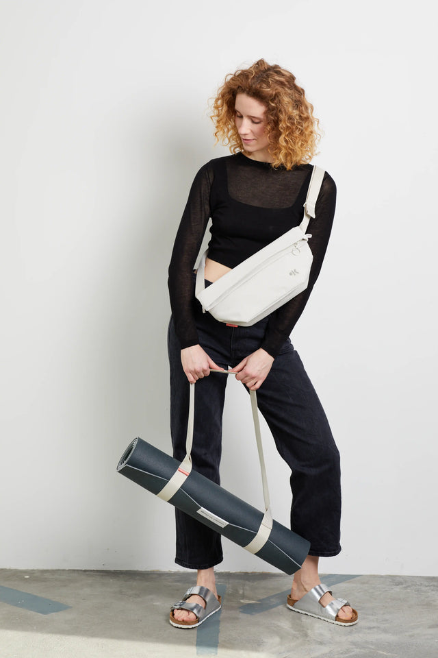 TAAVI - SLING BAG - BIRCH