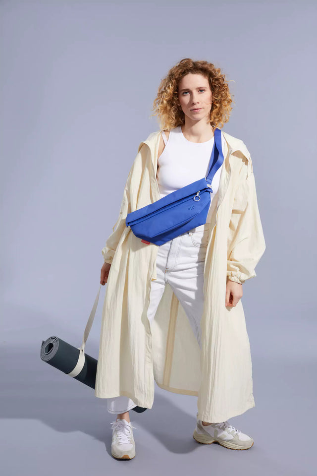 TAAVI - SLING BAG - ULTRAMARINE