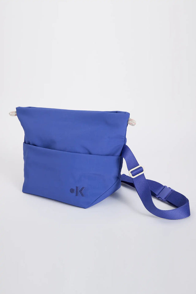 TAAVI - SLING BAG - ULTRAMARINE